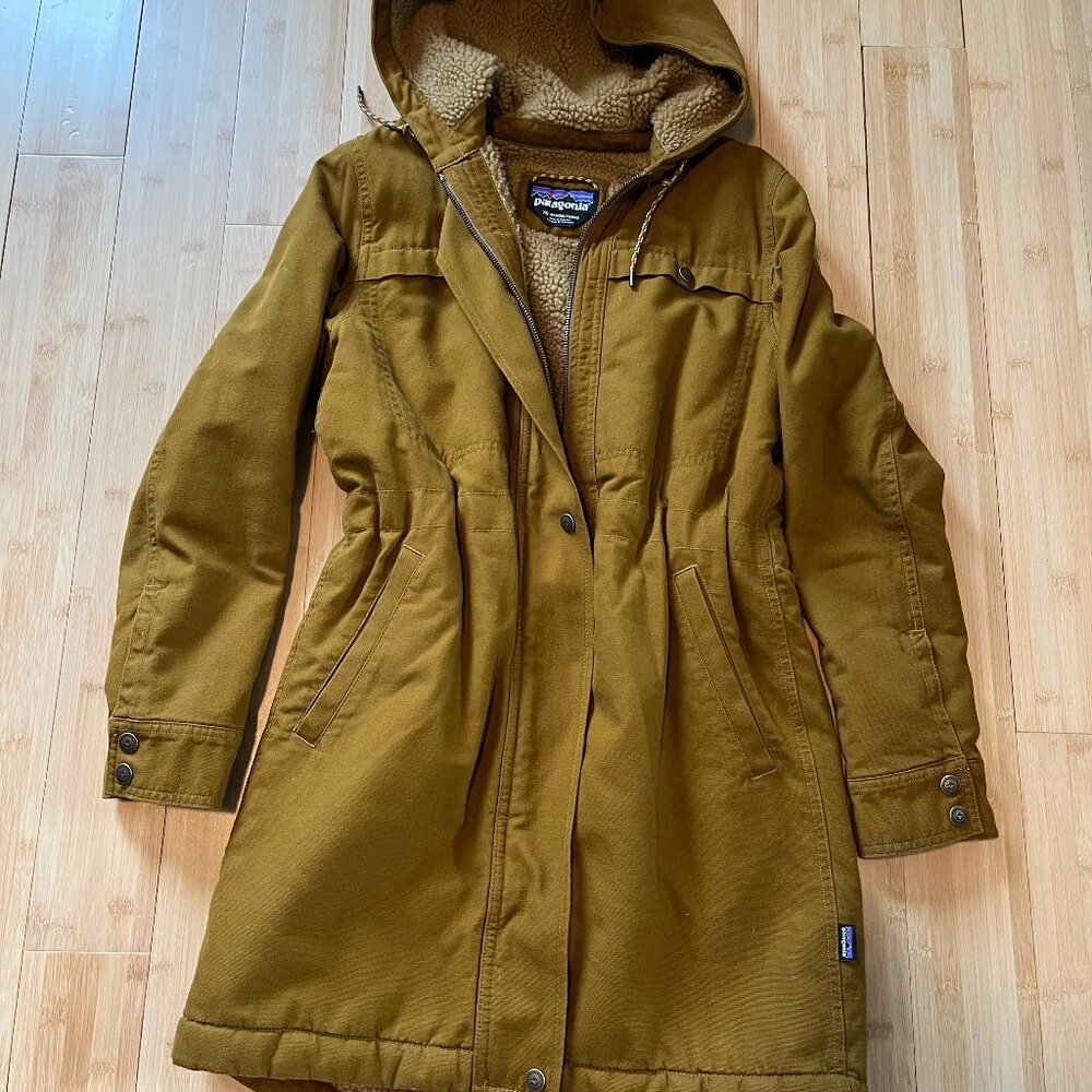 Patagonia Women's Insulated Prairie Dawn Parka